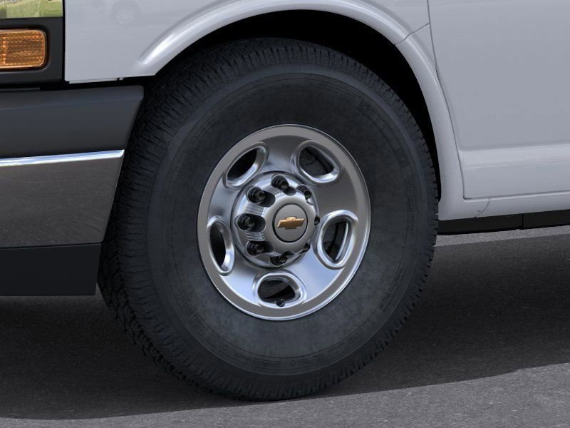 2025 Chevrolet Express Cargo Work Van - Photo 9