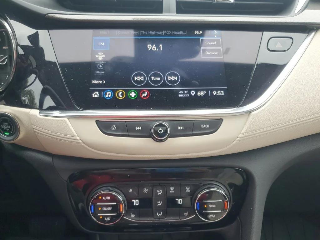Used 2023 Orange Buick Essence image 21
