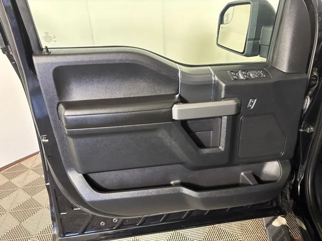 Used 2018 Black Ford XLT image 10