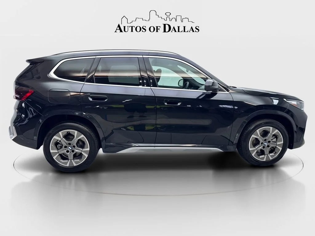 Used 2026 Black BMW xDrive28i image 10