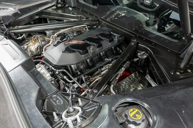 2027 Chevrolet Corvette 2LT - Photo 22
