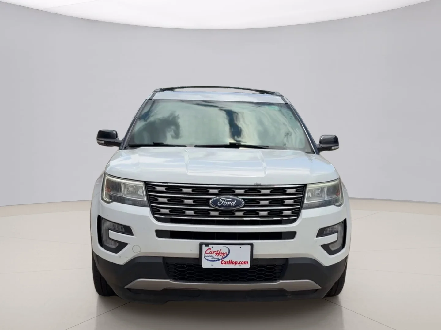 Used 2017 White Ford XLT image 8