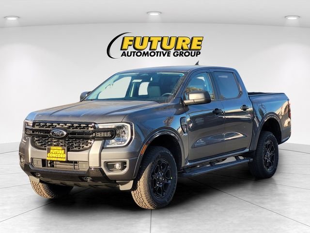 New 2025 Carbonized Gray Metallic Ford XLT image 27