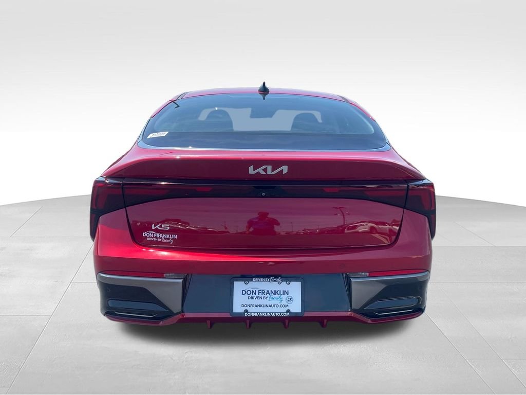 Used 2025 Red Kia LXS image 4