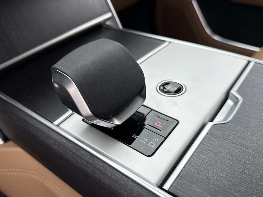 New 2026 Gold Land Rover SE image 5