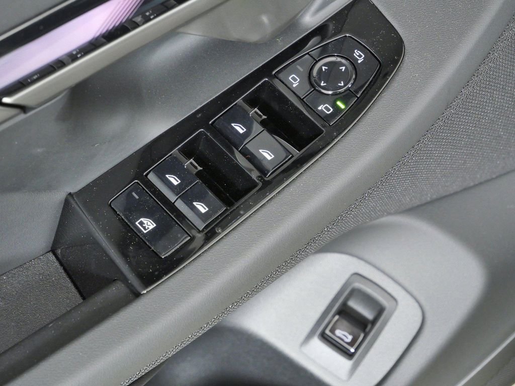 New 2027 Oxide Grey Metallic BMW 540i xDrive image 35