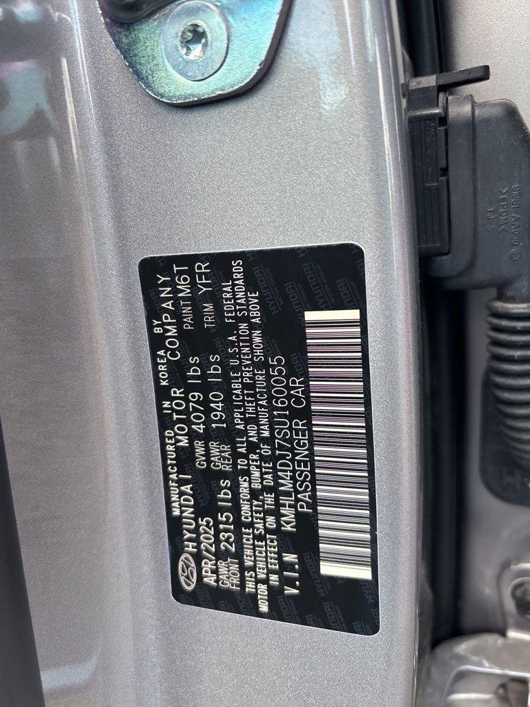 2025 Hyundai Elantra Blue - Photo 11