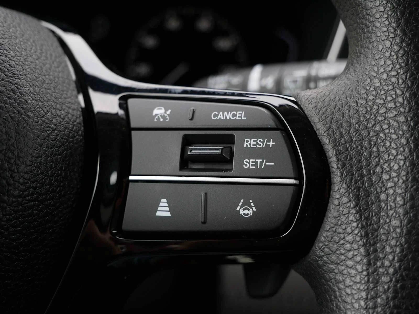 2023 Honda Pilot LX - Photo 65