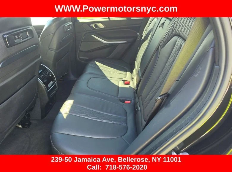 Used 2020 Black BMW M50i image 4