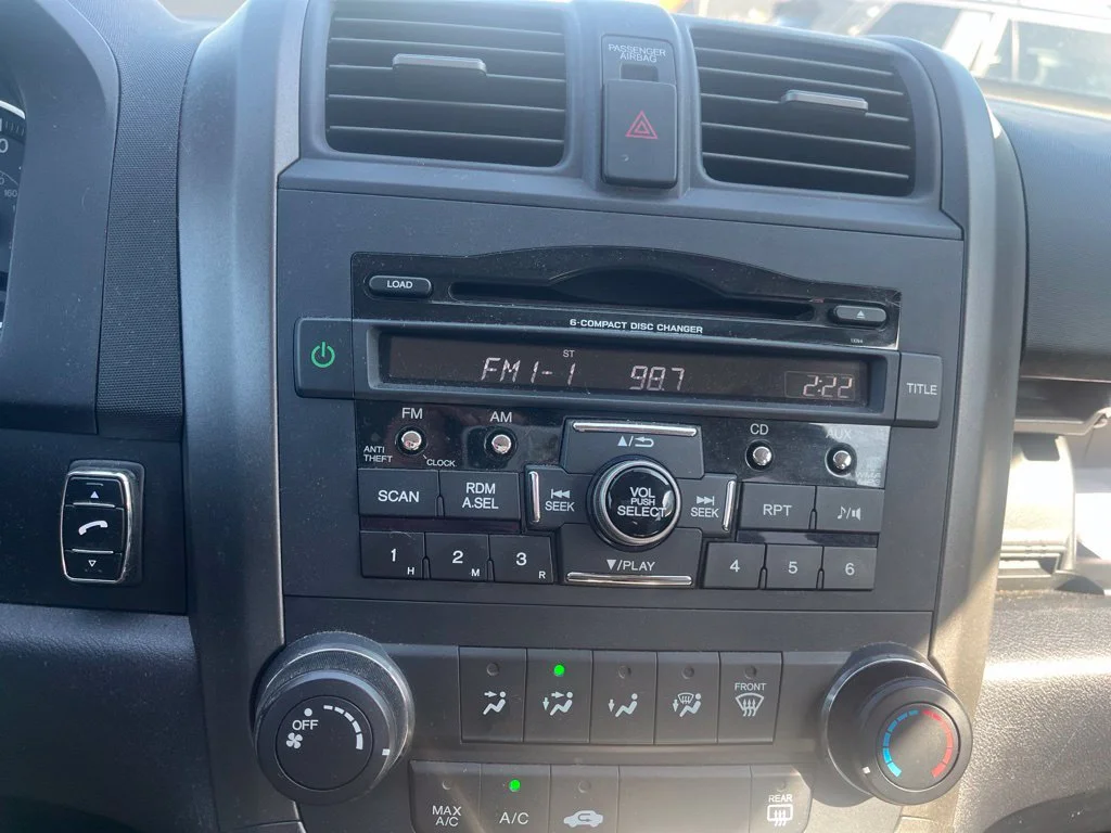 Used 2011  Honda EX image 17