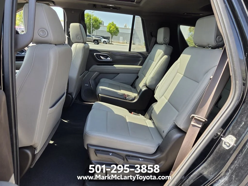 Used 2021 Black Chevrolet Z71 image 10