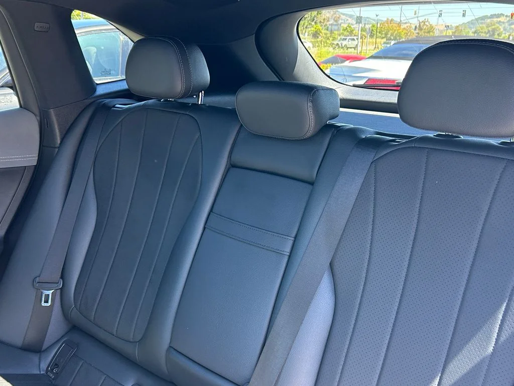 Used 2023 White Mercedes-Benz 350+ SUV image 31