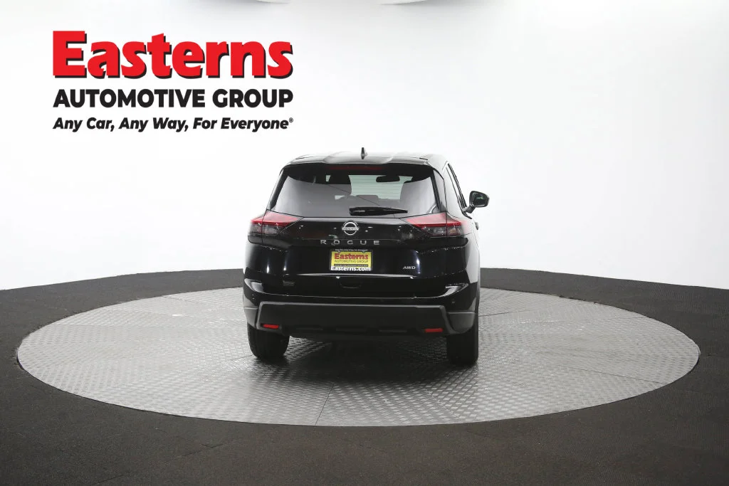 Used 2024 Black Nissan S image 38