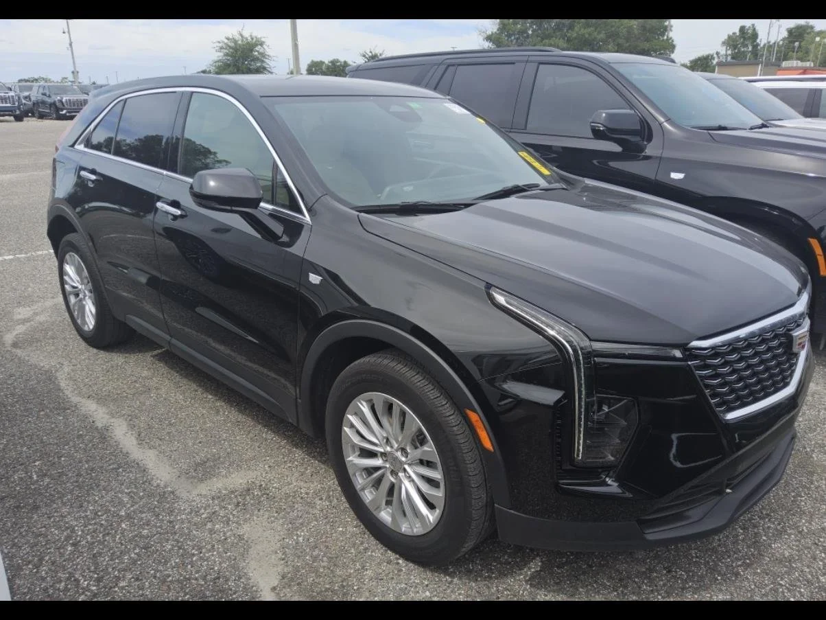 Used 2024 Stellar Black Metallic Cadillac Luxury image 12