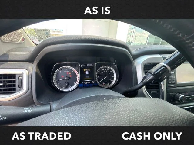 Used 2018 White Nissan PRO-4X image 13