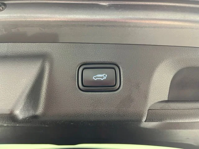 Used 2022 Gray Hyundai SEL image 44