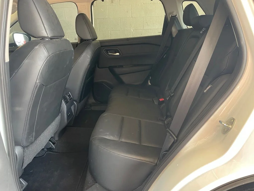 Used 2024 White Nissan SV image 14
