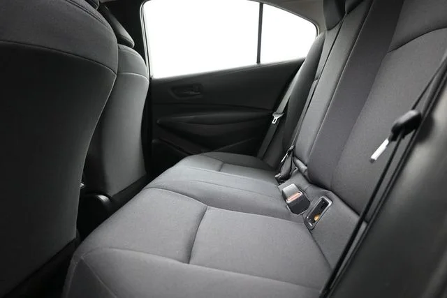2025 Toyota Corolla LE - Photo 11