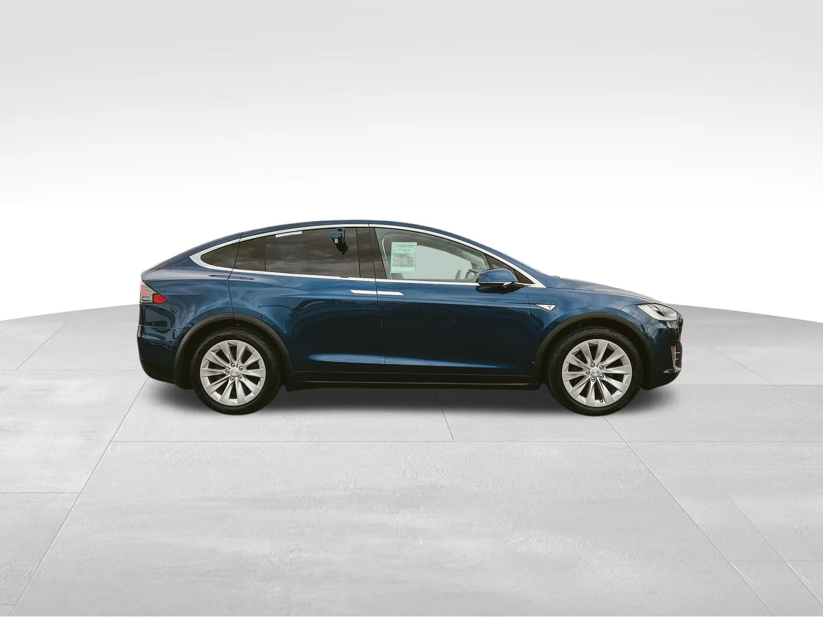 2016 Tesla Model X - Photo 8