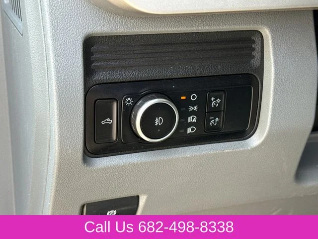 Used 2023 White Ford XLT image 22