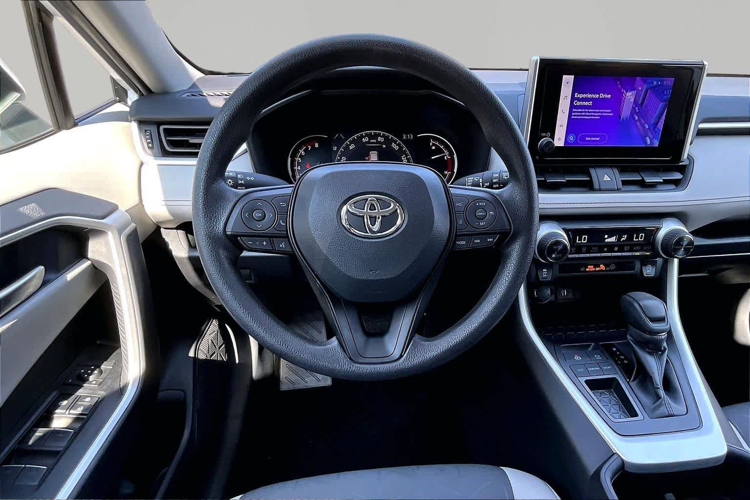 Used 2024 Ice Cap Toyota XLE image 6