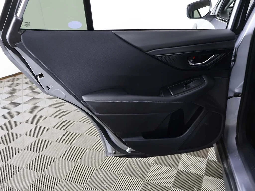 Used 2025 Ice Silver Metallic Subaru Premium image 22