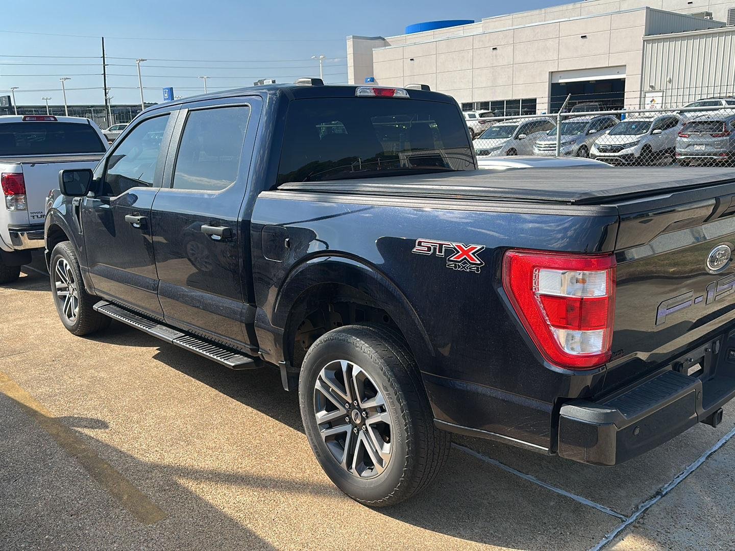 Used 2023 Antimatter Blue Ford XL image 5