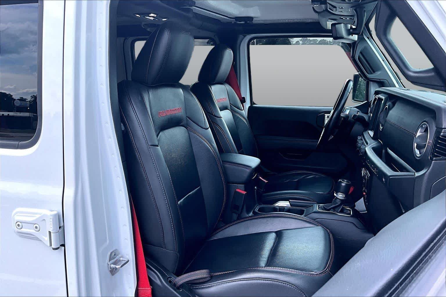 Used 2020 Bright White Clearcoat Jeep Rubicon image 9