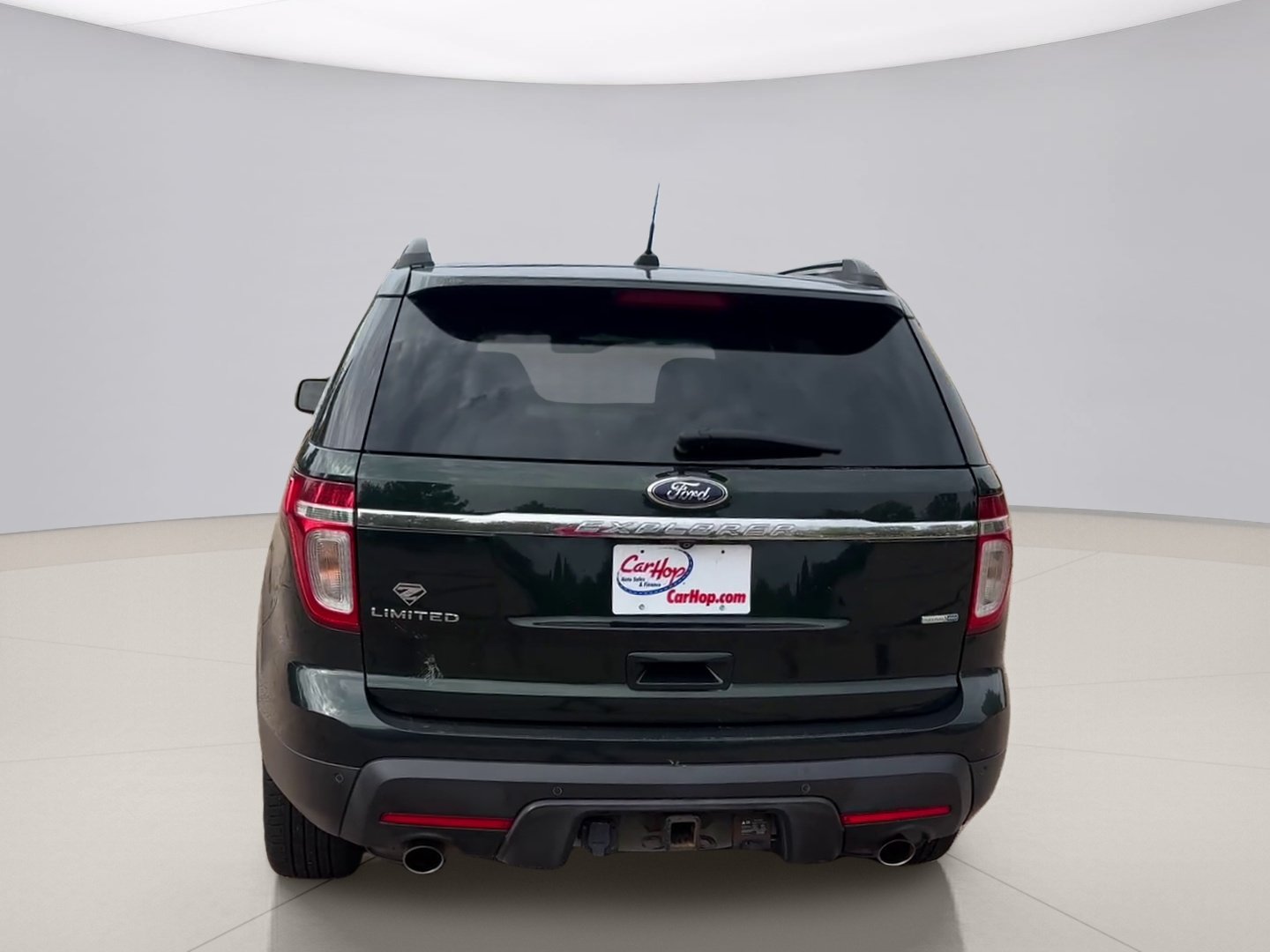 Used 2013 Green Ford LIMITED image 4