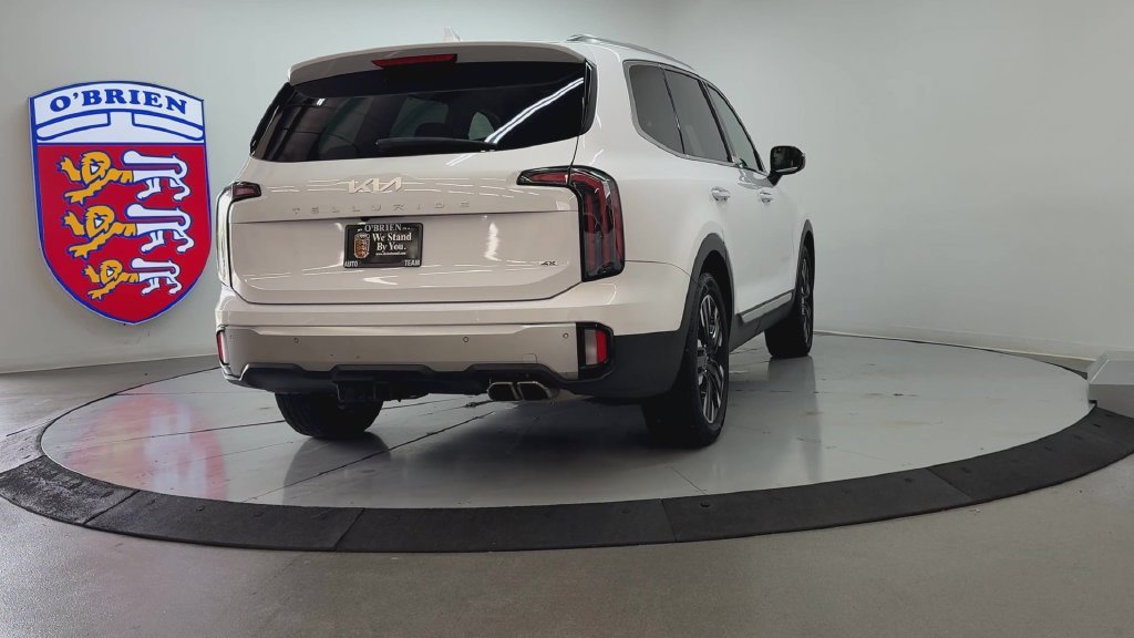 Used 2024 White Pearl Kia SX image 5