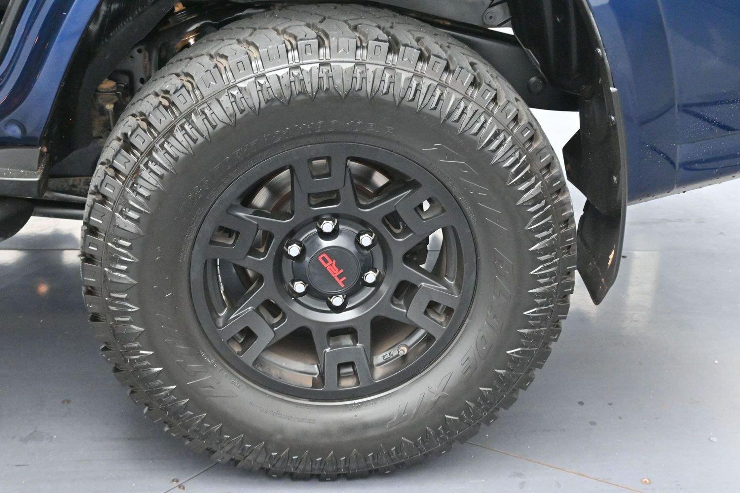 Used 2019 Nautical Blue Metallic Toyota TRD Off Road Premium image 36