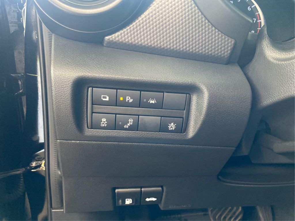 Used 2020 Black Nissan S image 13
