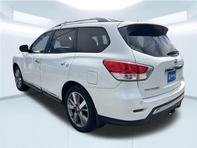 Used 2014 White Nissan Platinum image 8