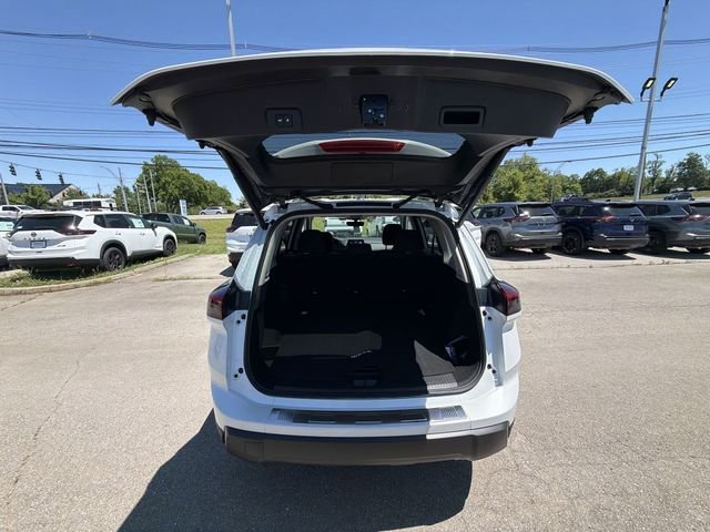New 2026 Everest White Pearl TriCoat Nissan SV image 22