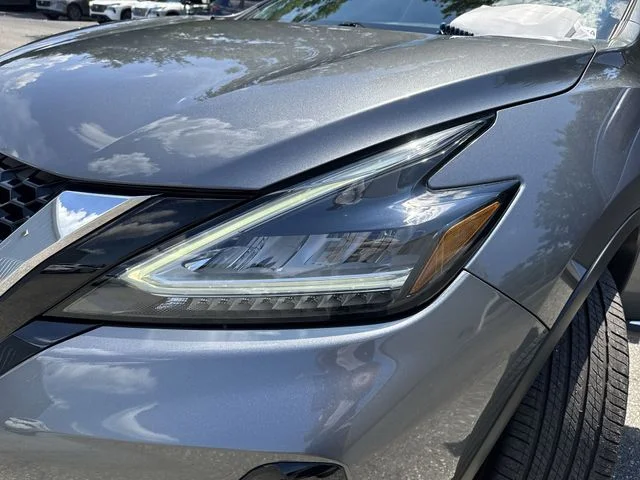 Used 2020 Gray Nissan Platinum image 32