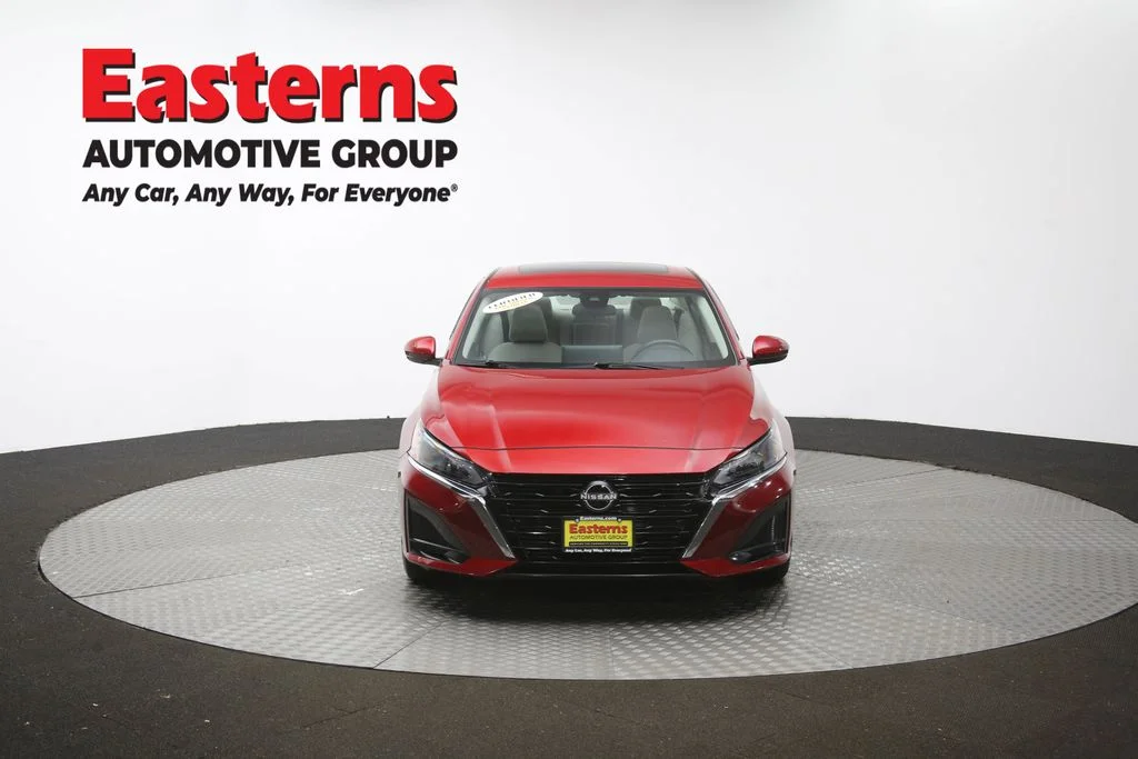 Used 2023 Red Nissan 2.5 SV image 51
