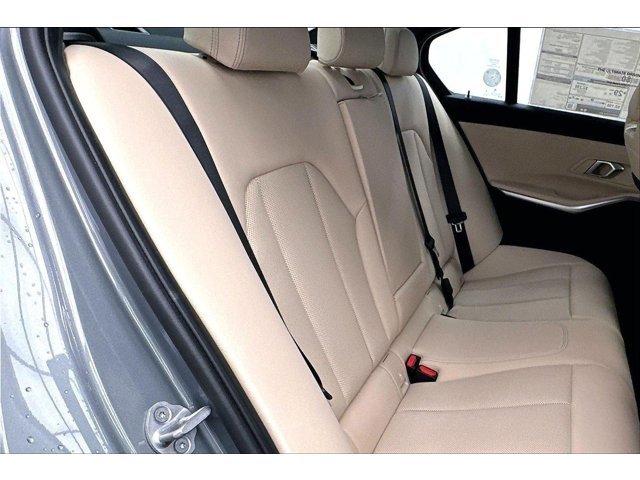 New 2026 Skyscraper Grey Metallic BMW 330i xDrive image 30