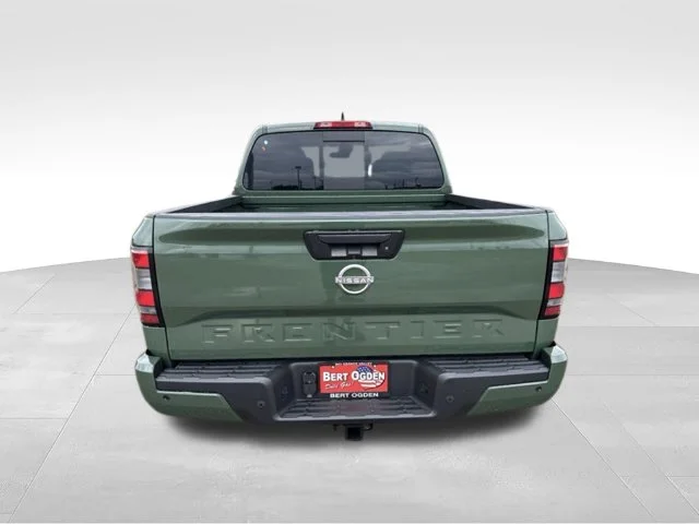 New 2027 Tactical Green Metallic Nissan Crew Cab SV image 6