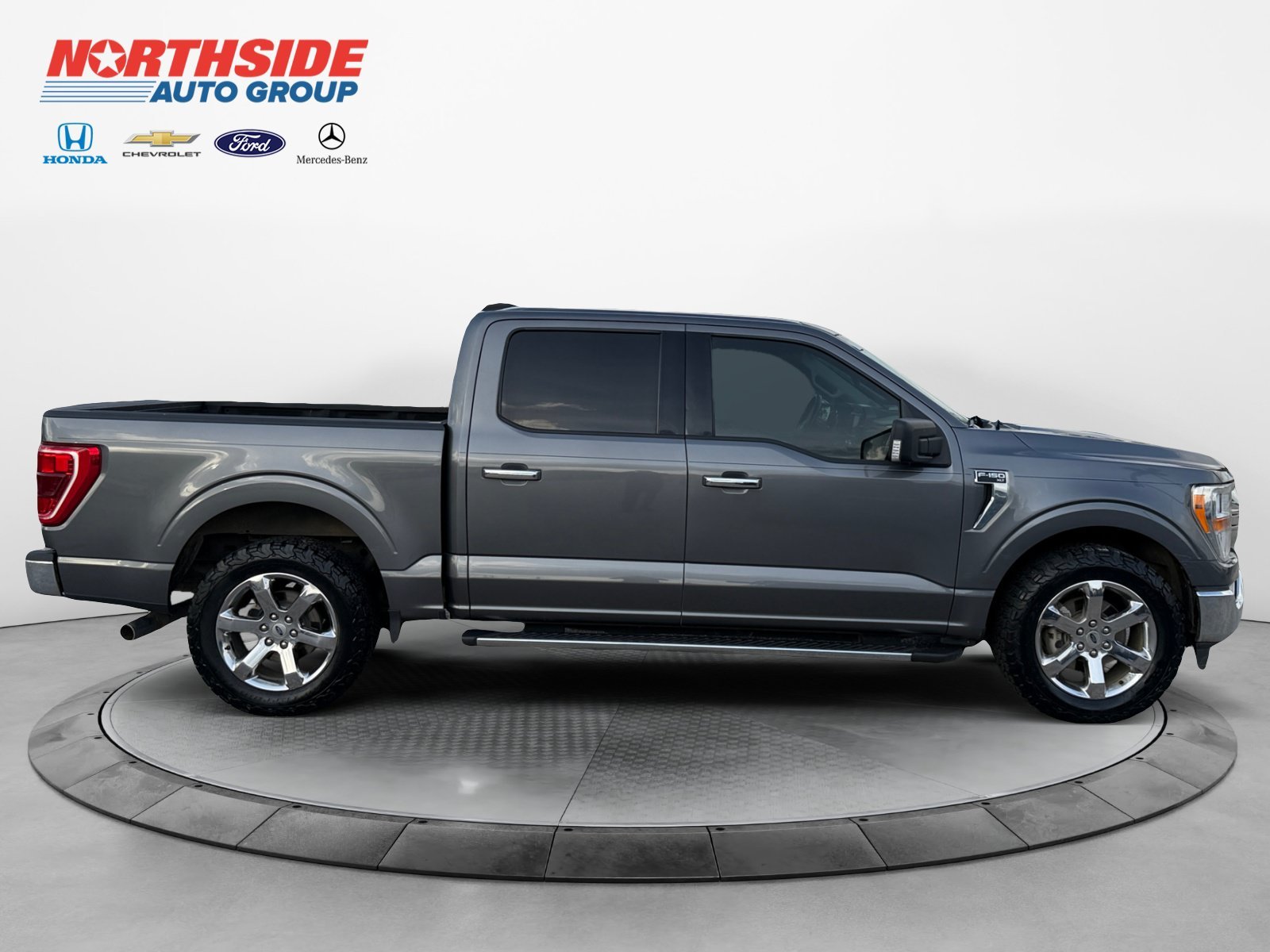 Used 2021 Carbonized Gray Metallic Ford XLT image 8