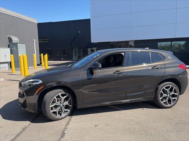 Used 2020 Dark Olive Metallic BMW xDrive28i image 7