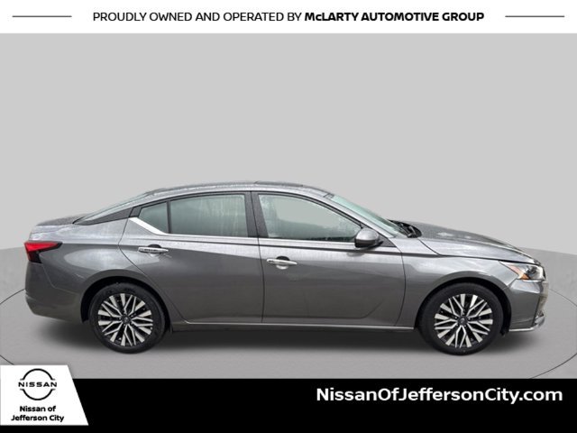 Used 2024 Gray Nissan 2.5 SV image 9