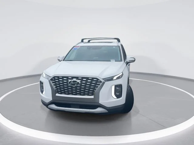 Used 2022 White Hyundai SEL image 2