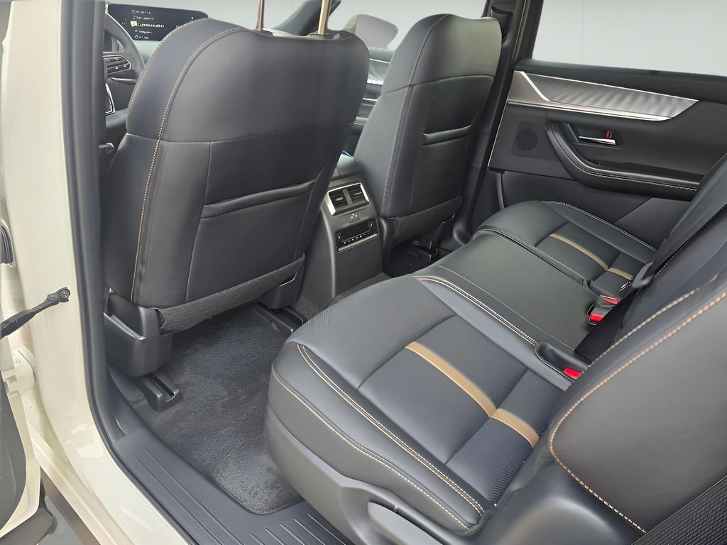 Used 2025 Rhodium White Premium Mazda Premium Plus Package image 12