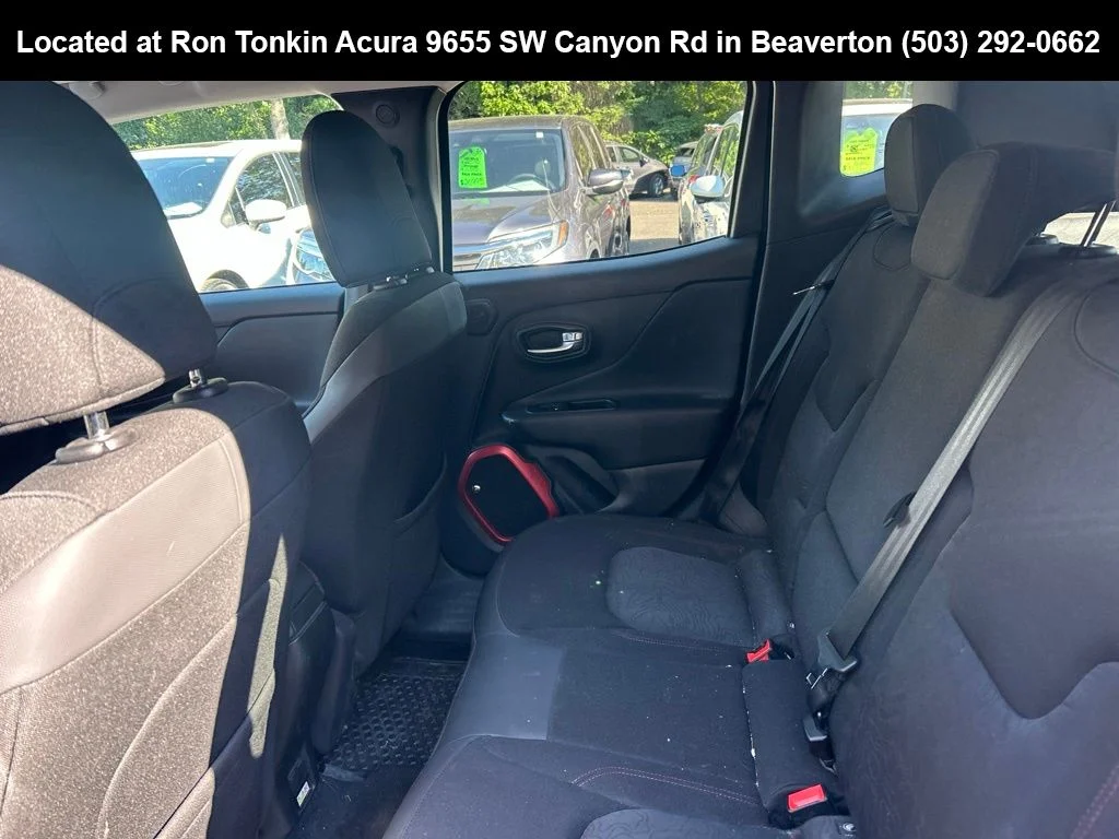 Used 2016 Black Jeep Trailhawk image 7