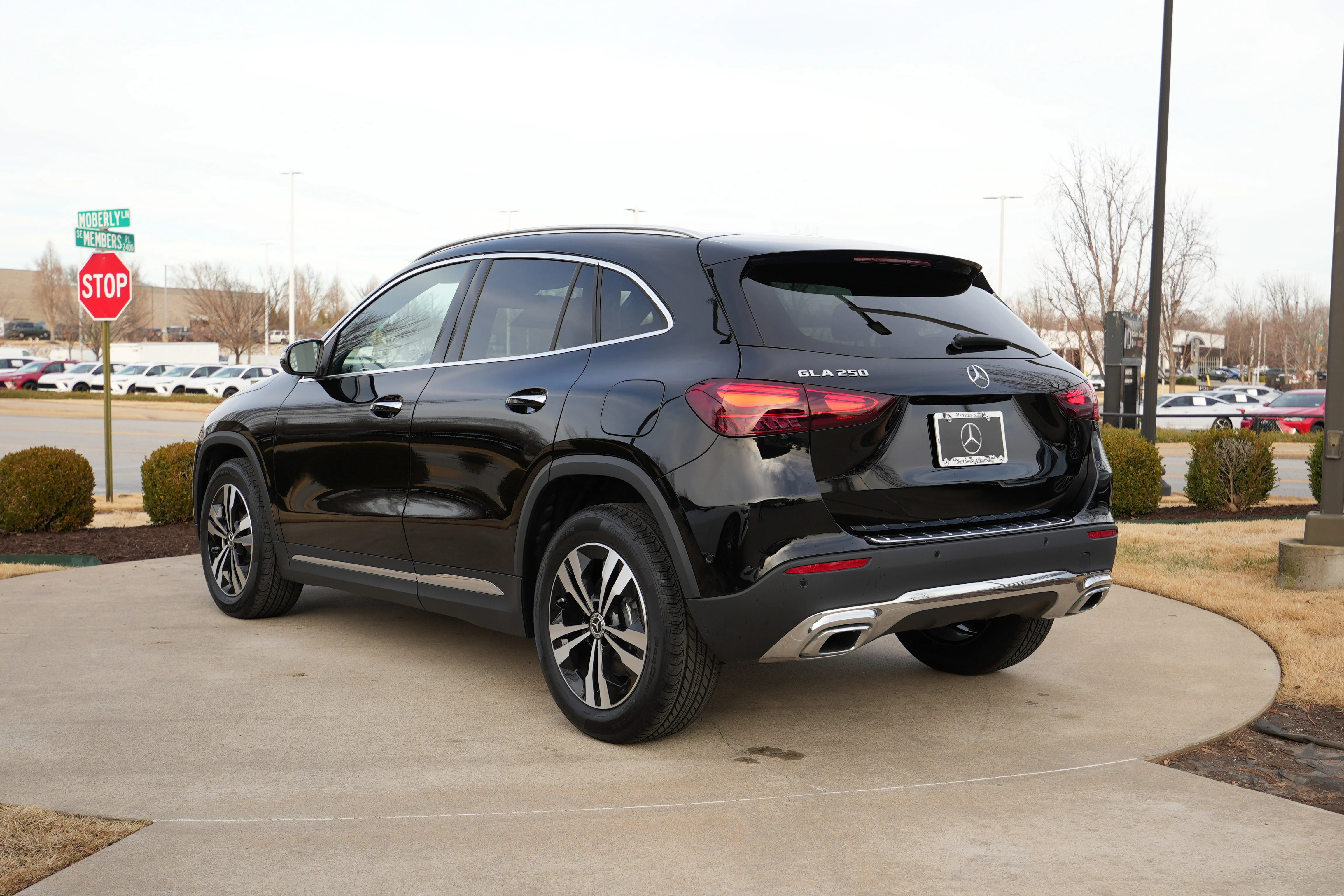 Used 2026 Black Mercedes-Benz GLA 250 image 6