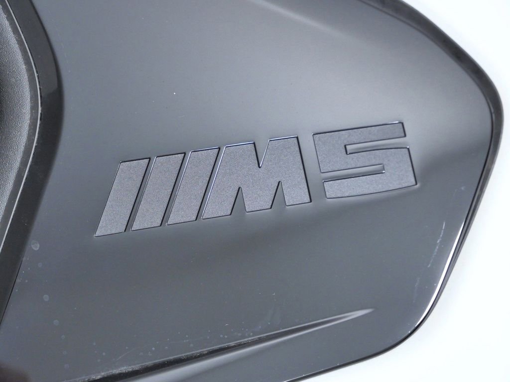 New 2026 Alpine White BMW Base image 13
