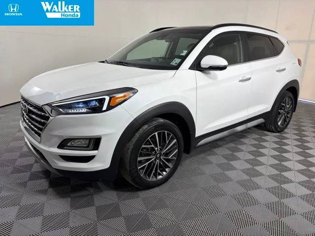 Used 2021 Cream Hyundai Ultimate image 3