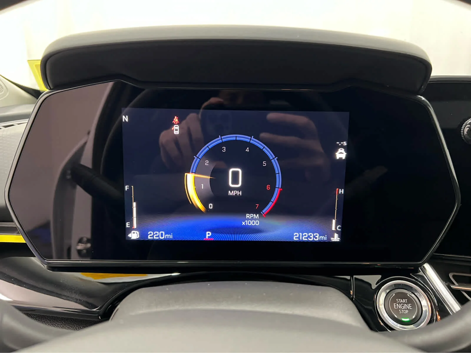Used 2024 Summit White Chevrolet ACTIV image 15