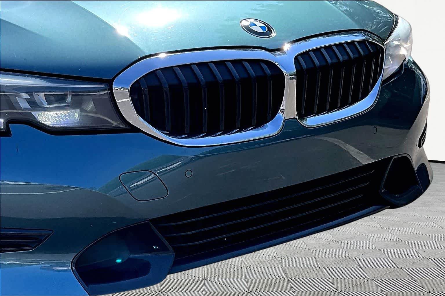 Used 2020 Blue Ridge Mountain Metallic BMW 330i image 30