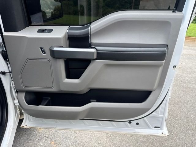 Used 2018 White Ford XLT image 9